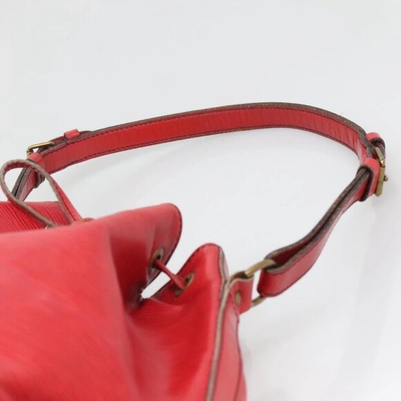 LOUIS VUITTON Epi Petit Noe Shoulder Bag Red - Picture 8 of 15